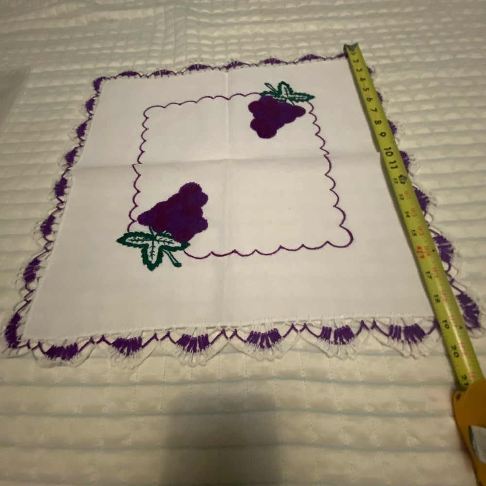 Handmade 20 x 20 table cover purple and white with grapes